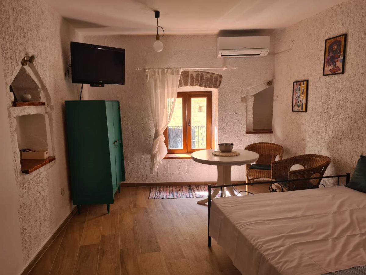 Studio Apartman Lidija Шибеник Экстерьер фото